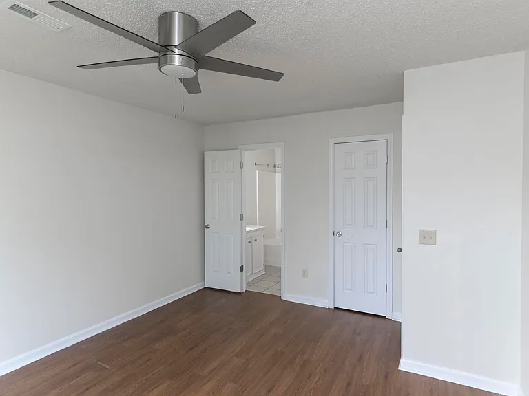 107 Hutto Hl — Photo 15