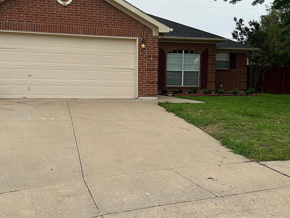 1st image of 1101 Edenbrook Dr