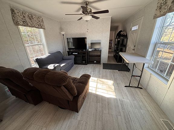 3rd image of 119 Gardiner Road