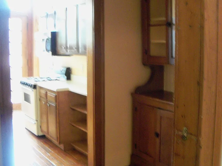 1507 Robert St — Photo 11