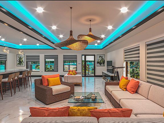 2nd image of 662 Blackbeard Rd