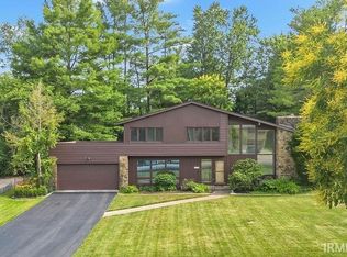 2320 E Covenanter Dr, Bloomington, IN 47401