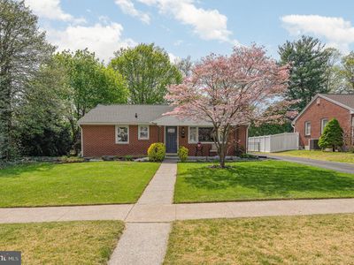 32 Oak Ave, Camp Hill, PA, 17011