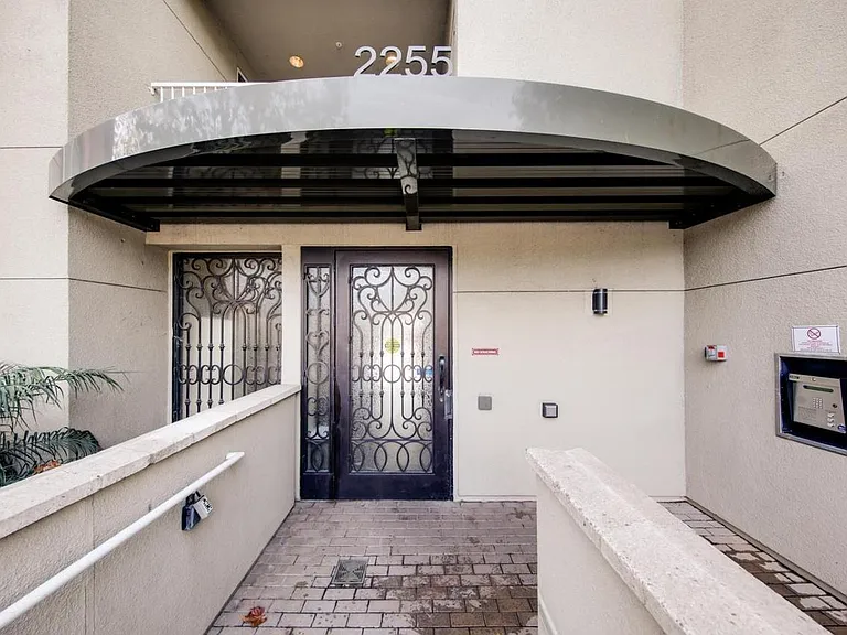 2255 Showers Dr — Photo 2