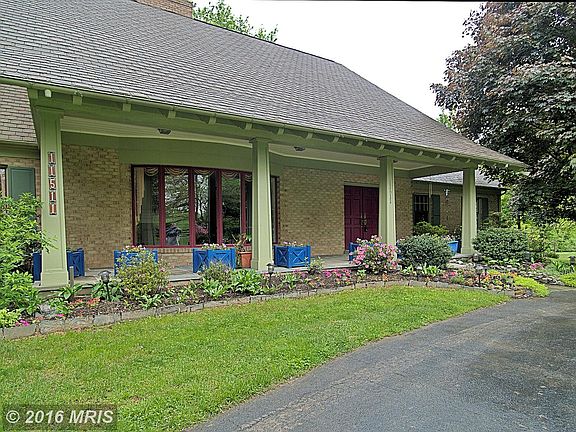 2nd image of 11511 Air View Ln