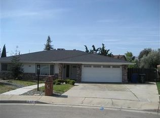 2274 3rd St, Sanger, CA 93657