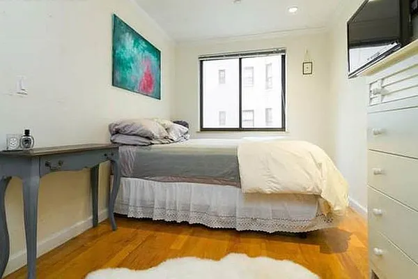 Rented by Vanderborgh Realty  | media 8