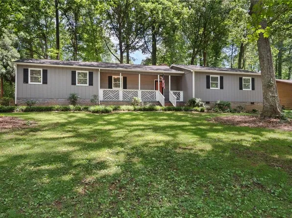 7169 Mantlewood Ln, Kernersville, NC 27284