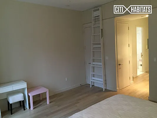 Rented by Citi Habitats | media 35