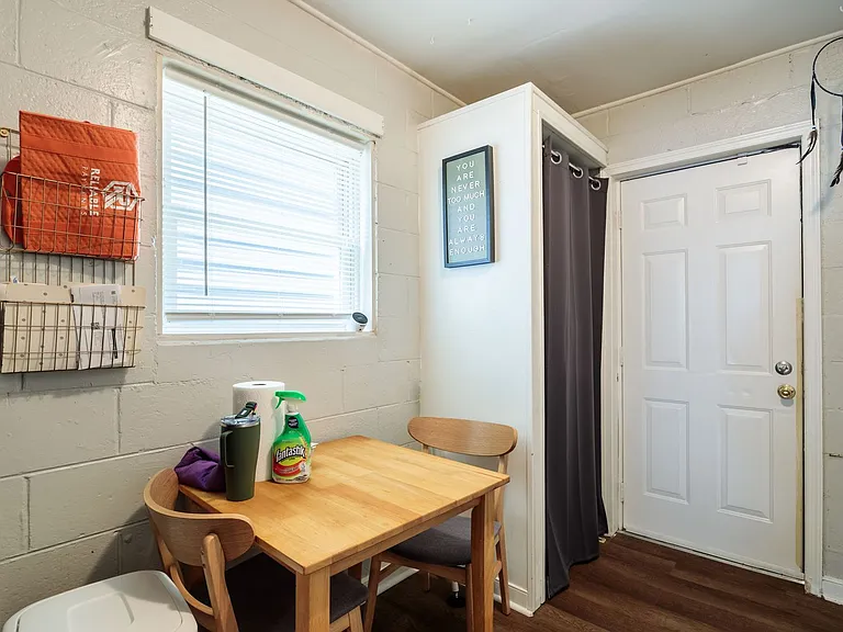 804 N 22nd St — Photo 13
