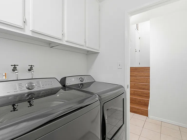 231 Paseo Bernal — Photo 38