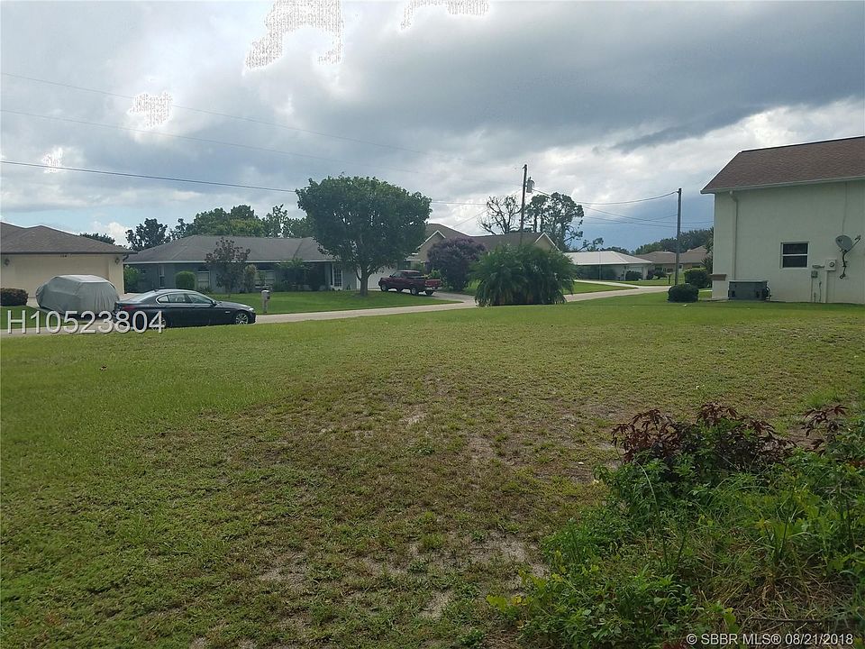 1st image of 103 Bougainvillea St NE