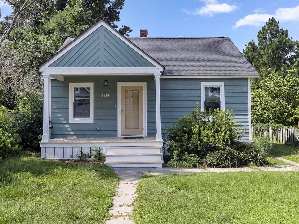1st image of 2219 Westdale Dr
