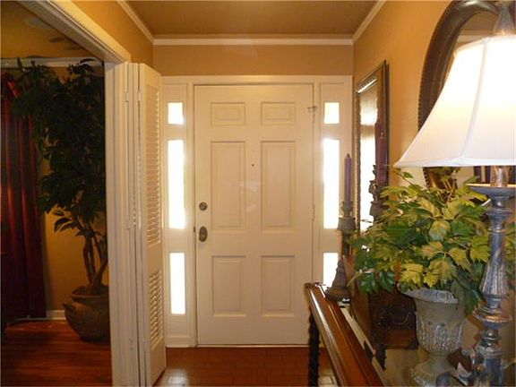 4th image of 622 Oyster Creek Dr