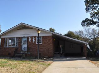 2120 Belmont St, Burlington, NC 27215