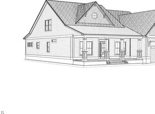 518 Moss Lake Ln, Holly Ridge, NC 28445