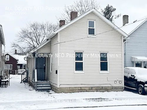 3400 E 52nd St Photo 1