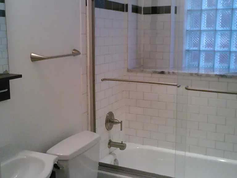 1931 Calvert St NW — Photo 27