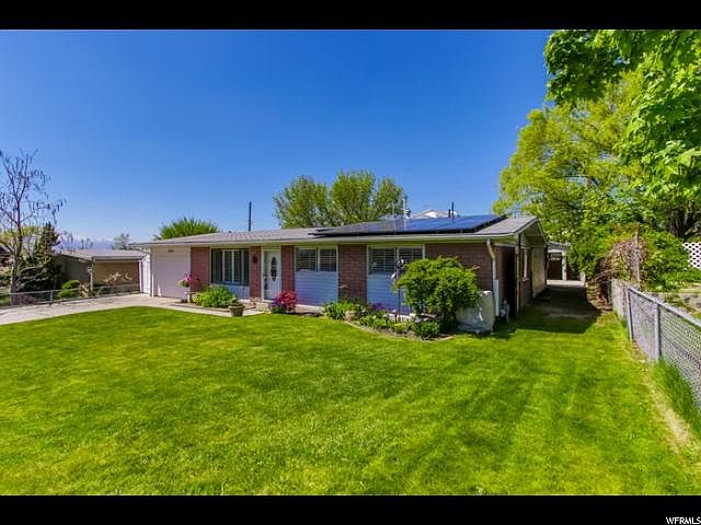 1st image of 1231 E Sego Lily Dr