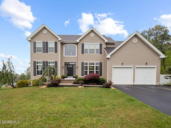 10 Jennifer Lane, Barnegat, NJ 08005