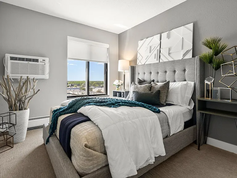 Lux Apartments — Photo 7