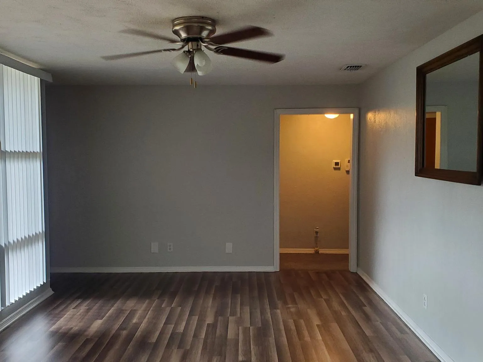 3 bed, 1203 sqft, $1,795 — Photo 4