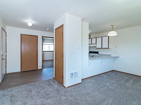 1 Bedroom Living Room