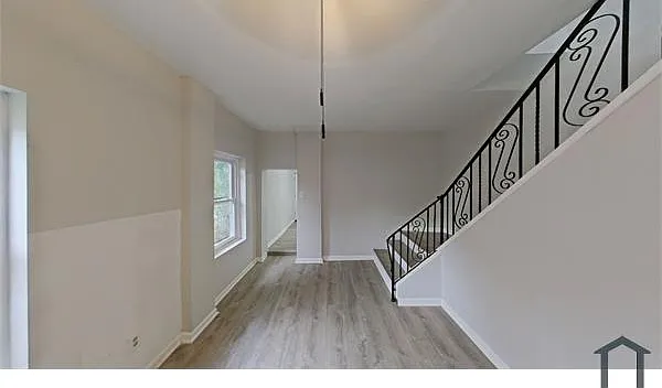 4 bed, $1,800 — Photo 4