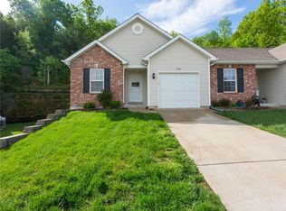 1729 Lexington Pl, Herculaneum, MO 63048
