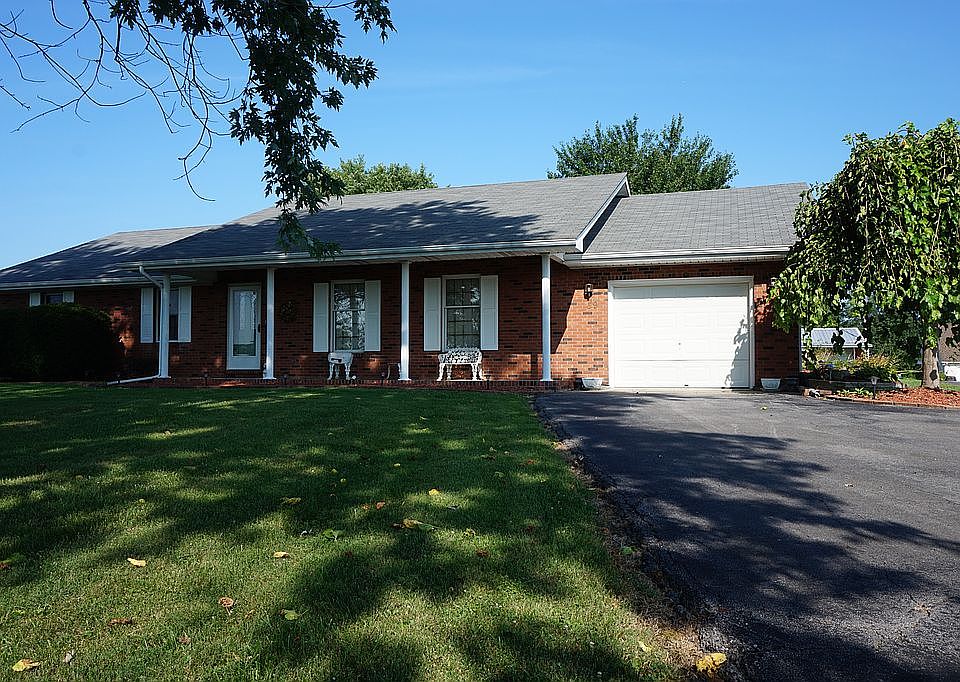 1st image of 159 Maple Ave