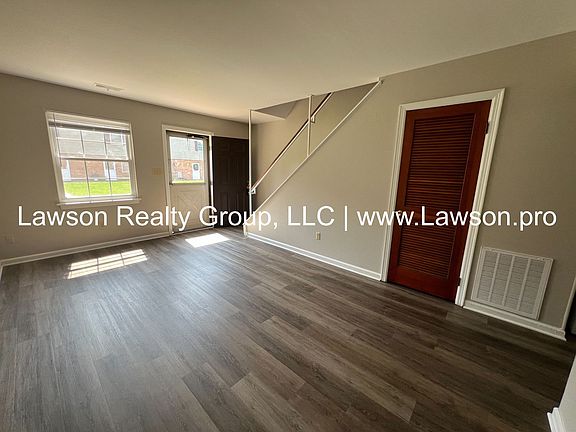 5th image of 821 Apperson Dr APT D
