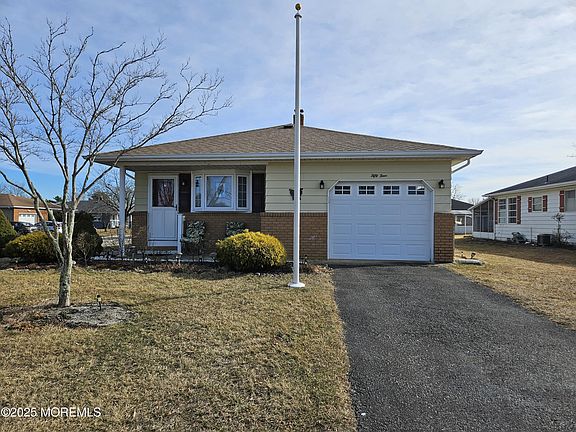 2nd image of 54 Tortola Street