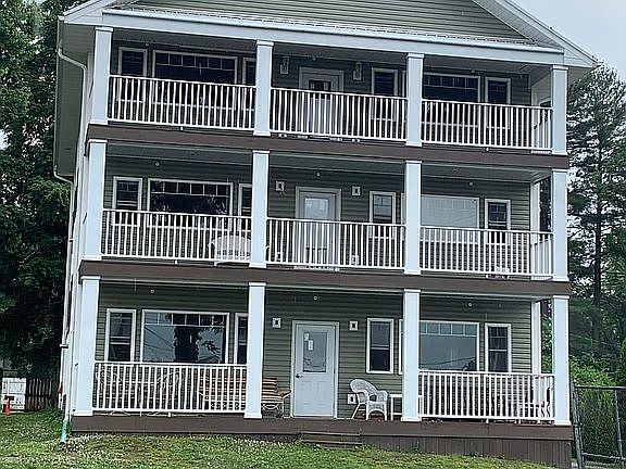 2nd image of 12435 Lake St Unit 1A