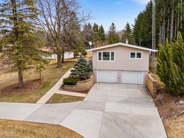 9217 Pigeon Lake ROAD, Valders, WI 54245