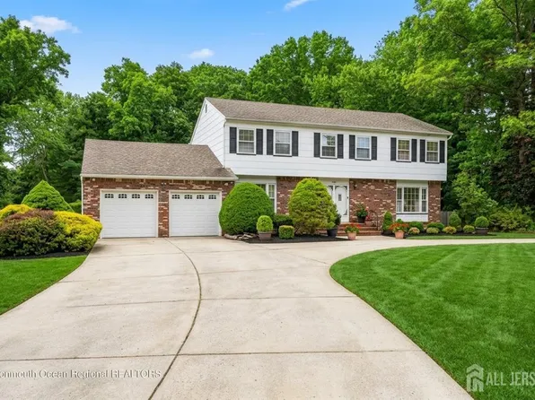 7 Porsche Dr, Matawan, NJ 07747