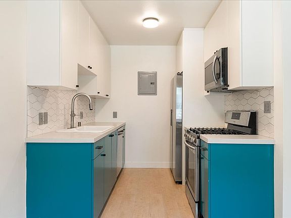 4th image of 1345 N Las Palmas Ave #2