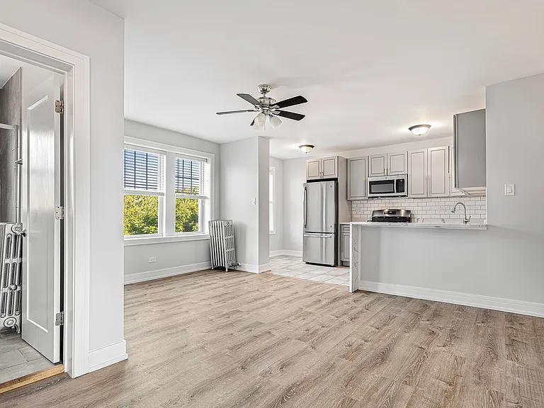 The 1521 Sherwin — Photo 38