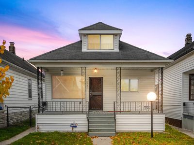 12045 Klinger St, Hamtramck, MI, 48212