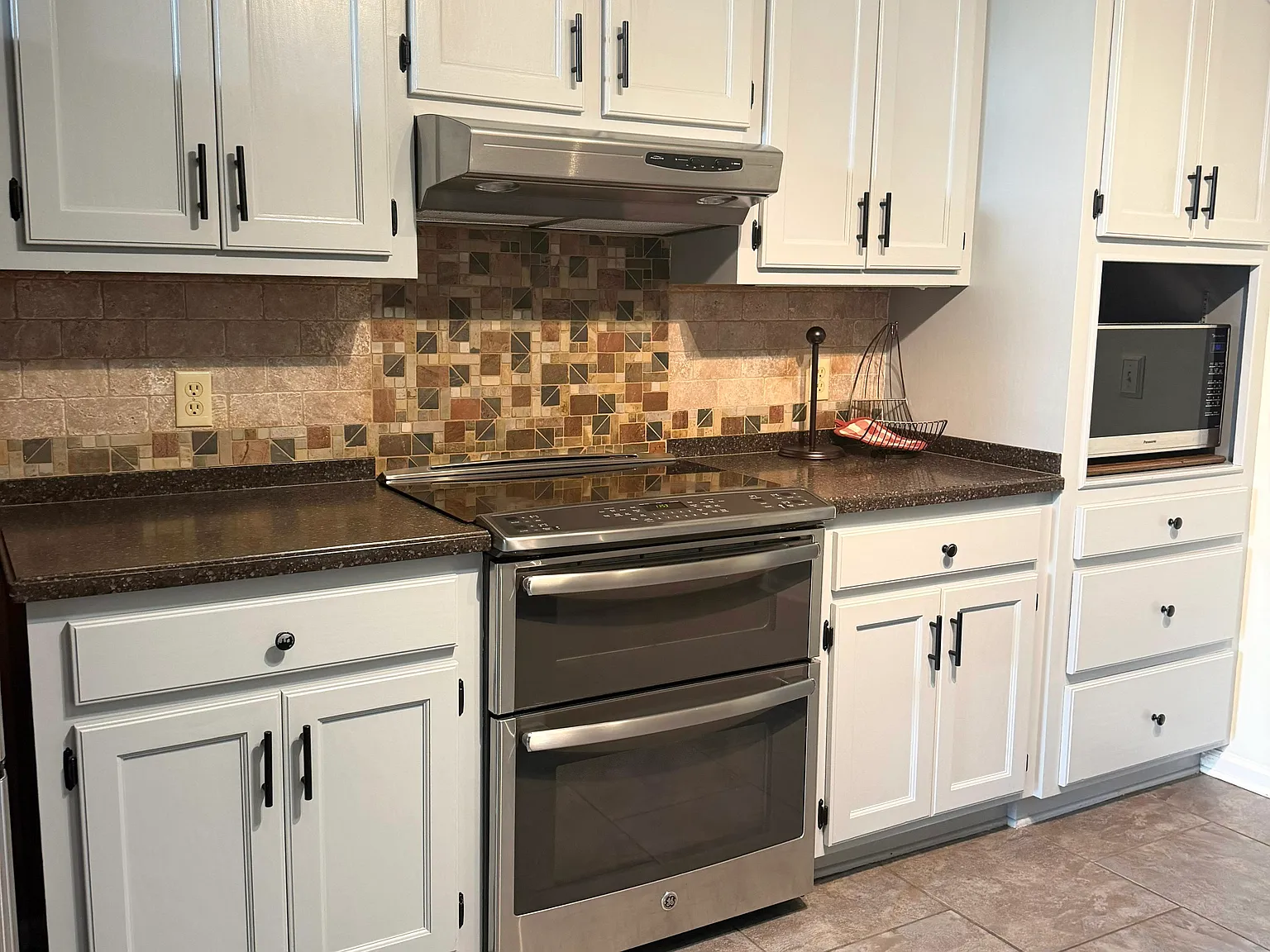 3 bed, 1923 sqft, $2,100 — Photo 4