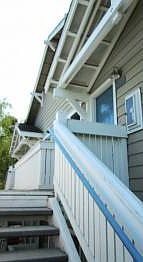 1st image of 2433 Creekside Ct