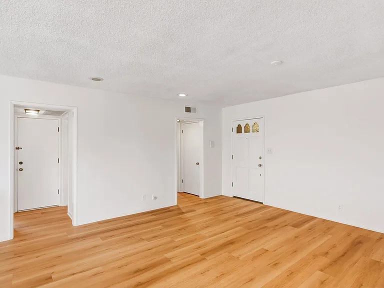 808 Princeton St #D — Photo 21