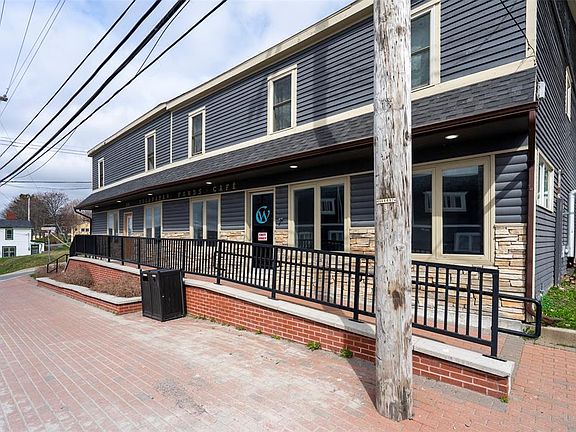 4th image of 218 Water Street