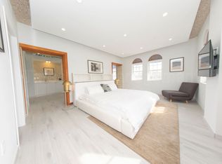 820 Ocean Dr APT 307, Miami Beach, FL 33139