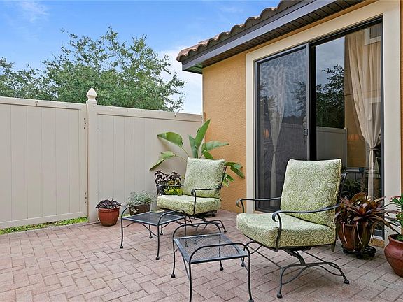 5th image of 20302 Heritage Point Dr