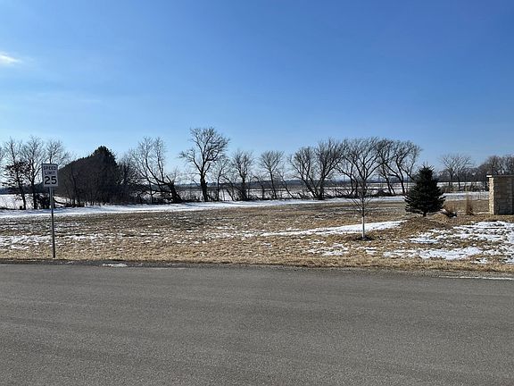 3rd image of 2961 Glenwood Rd SW