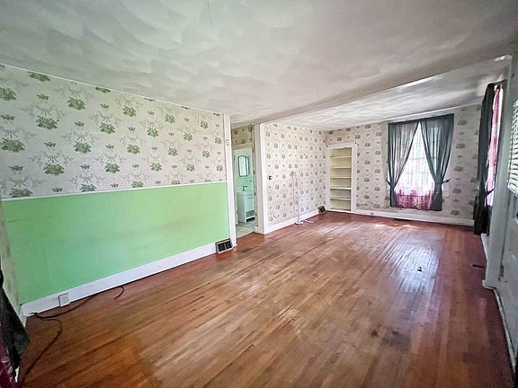 5th image of 117 N West Ave