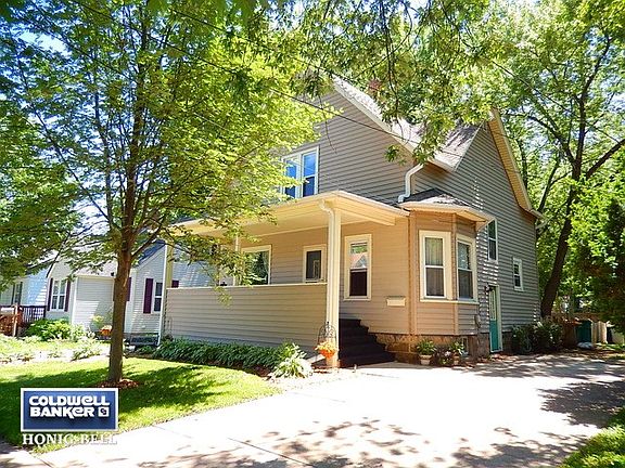 3rd image of 900 Shipman Pl