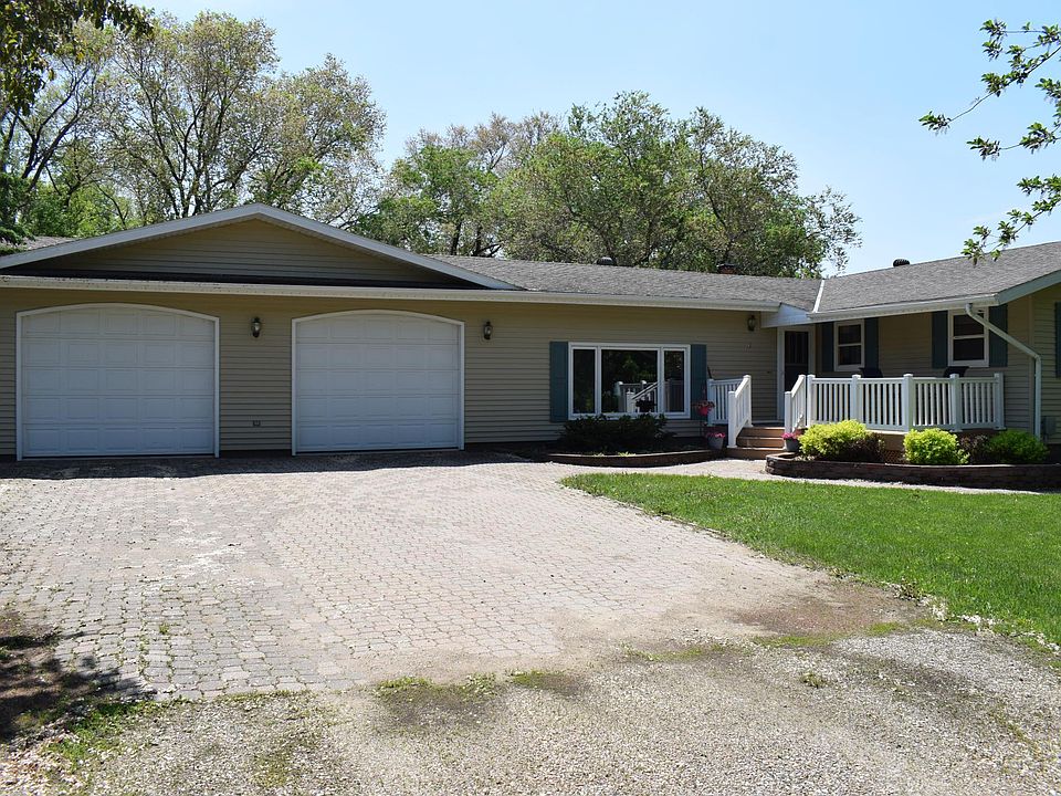 14199 Riverbend Trl, Thief River Falls, MN 56701 MLS 6378412 Zillow