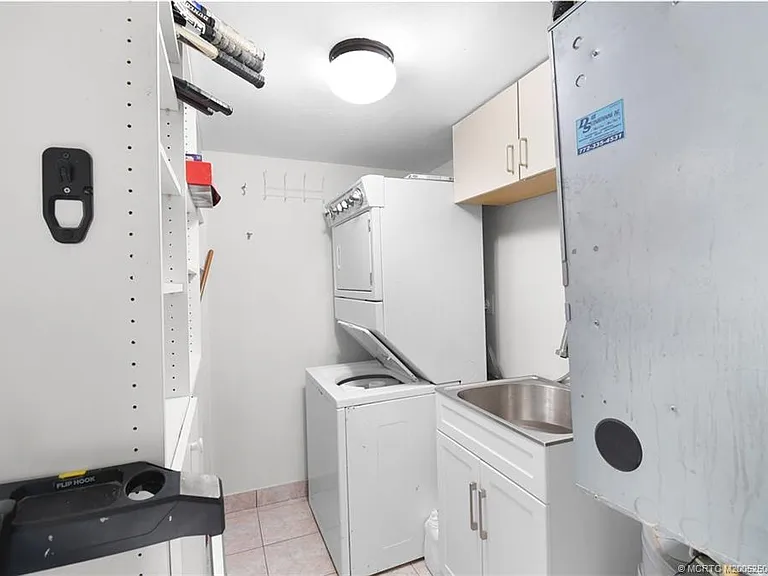 10044 S Ocean Dr #401 — Photo 21