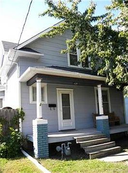 1st image of 1522 10th Ave